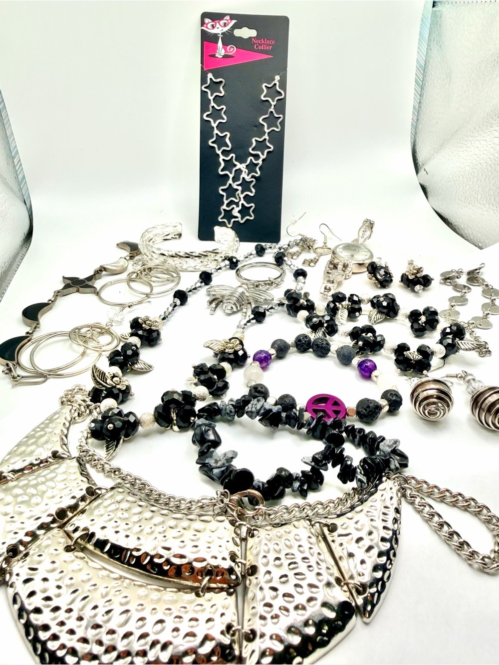 Women’s Black and Silver Statement Necklace Set